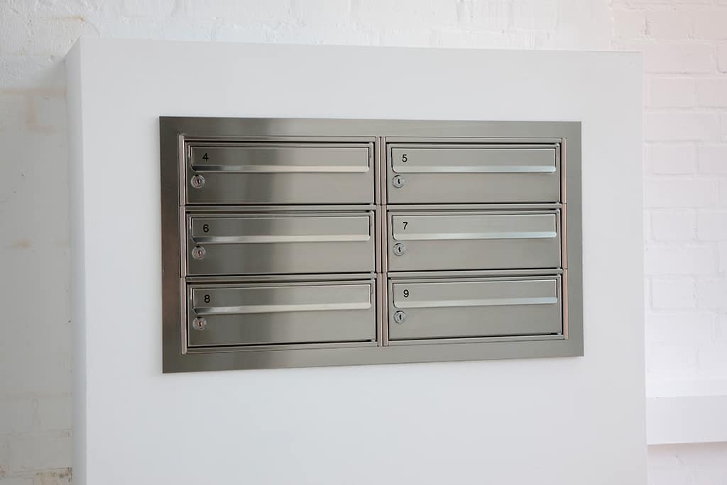 stainless-steel-2-mailbox