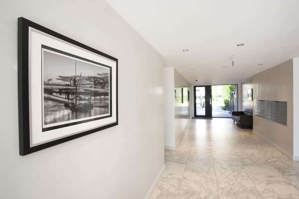 Barratts Fulham hallway image