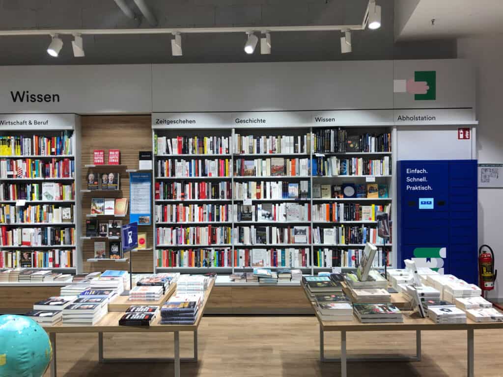 Parcel Box solution for Thalia Bookstore