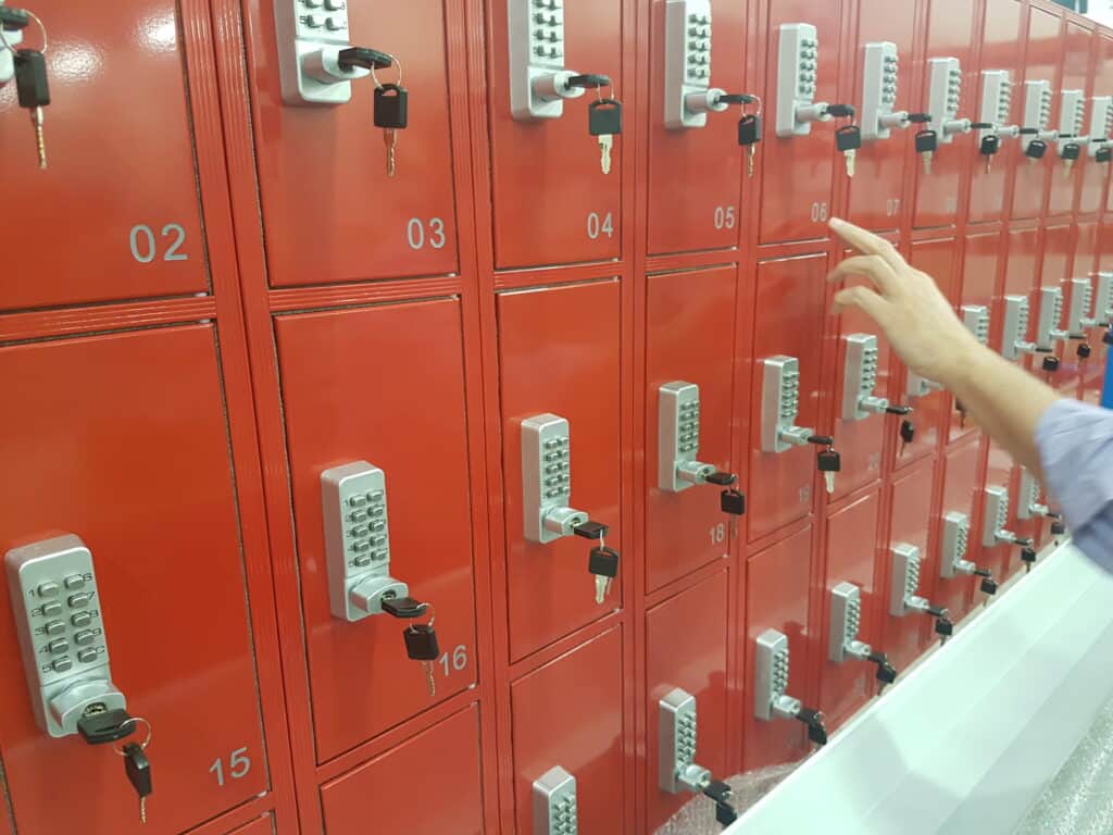 Red PO boxes Brazil Lockable