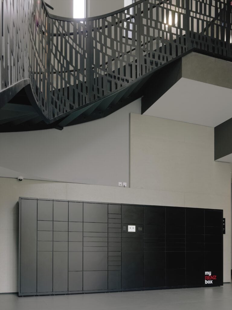 charter house intelligent parcel lockers