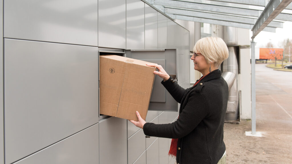 myrenzbox smart parcel collection