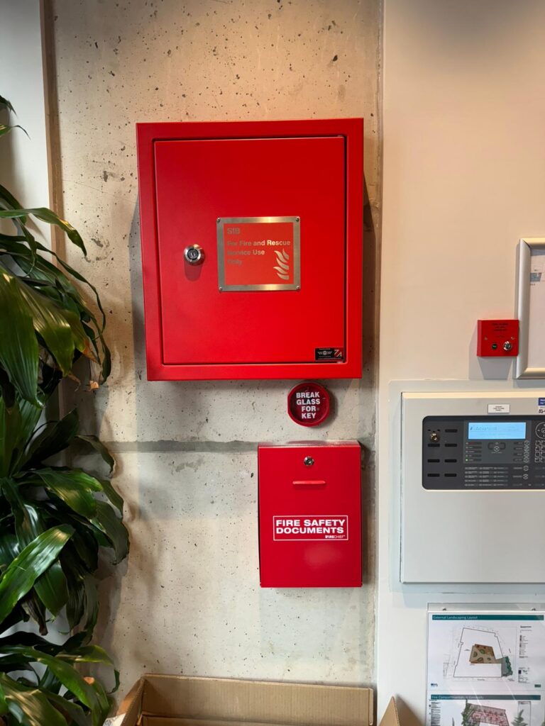 Secure Information Box wall fixed Unite Students