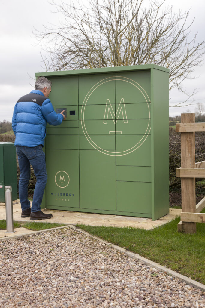 external smart parcel box