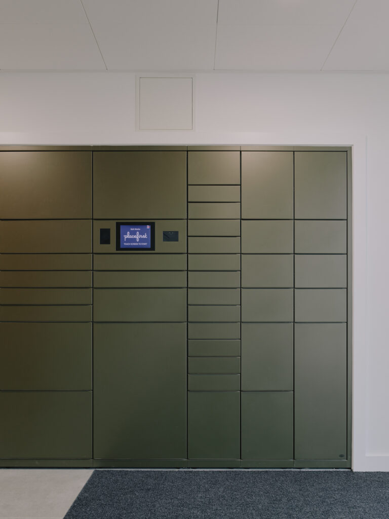 Bolt Works smart parcel locker