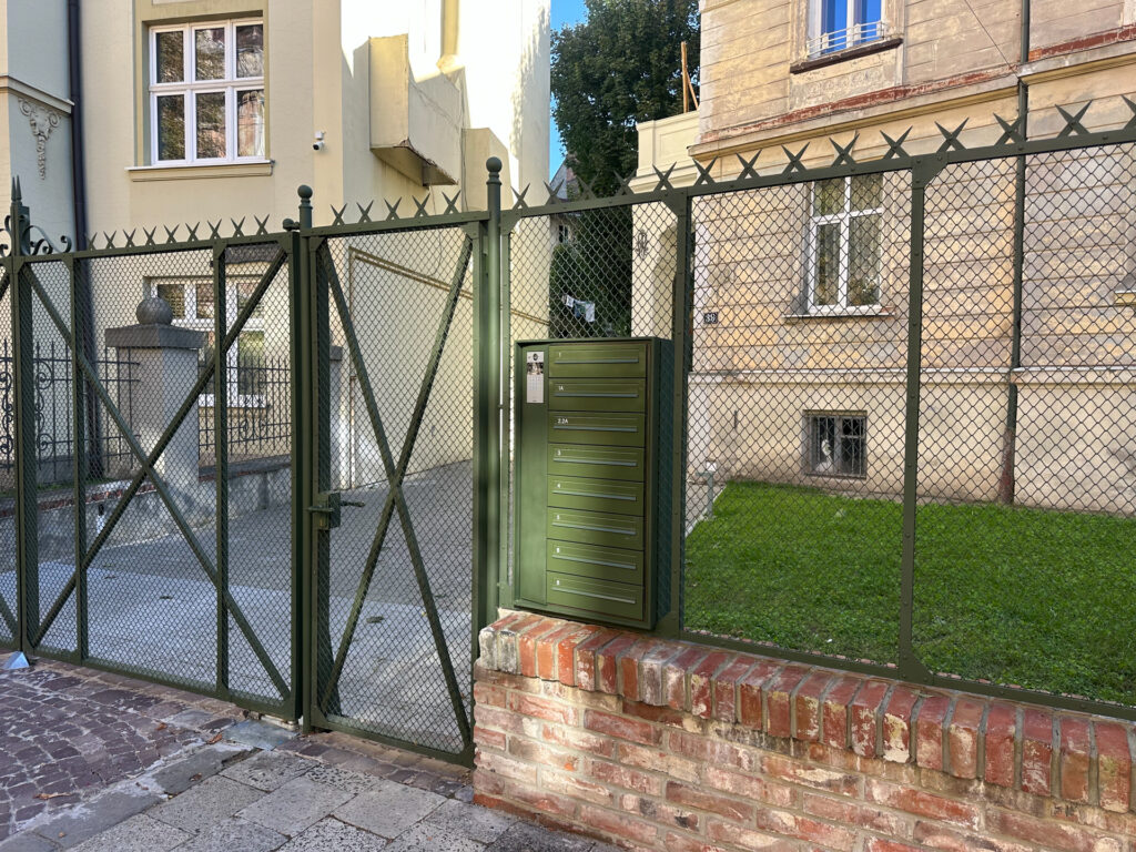 Ukraine letter boxes