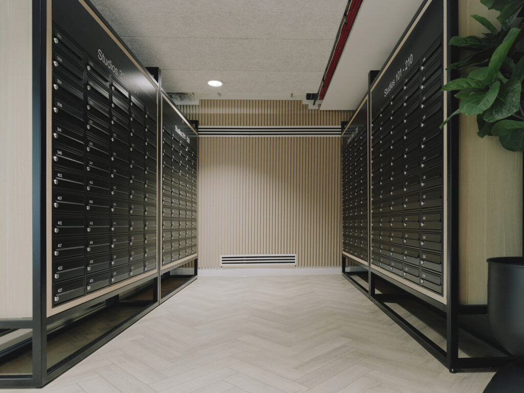 Citi View H1 freestanding Mailboxes